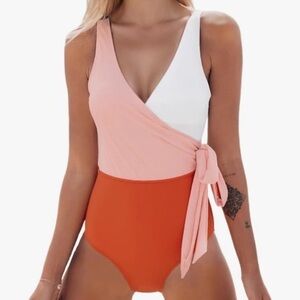 NWT CUPSHE Women's One Piece Swimsuit Color Block Bathing Suit medium